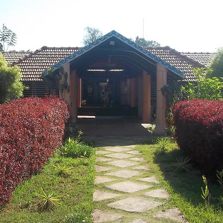 Stay Simple Riverdale Resort Hassan Exterior foto