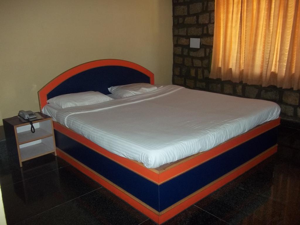 Stay Simple Riverdale Resort Hassan Exterior foto